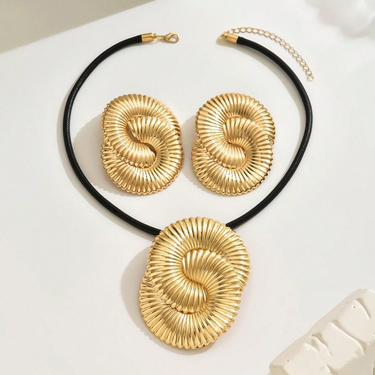 Glamorous Gold Spiral Necklace & Earrings Set