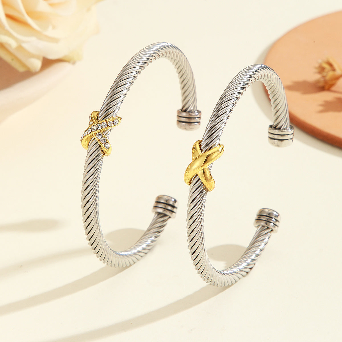 Gold and silver unisex stainless steel bracelet with rope design